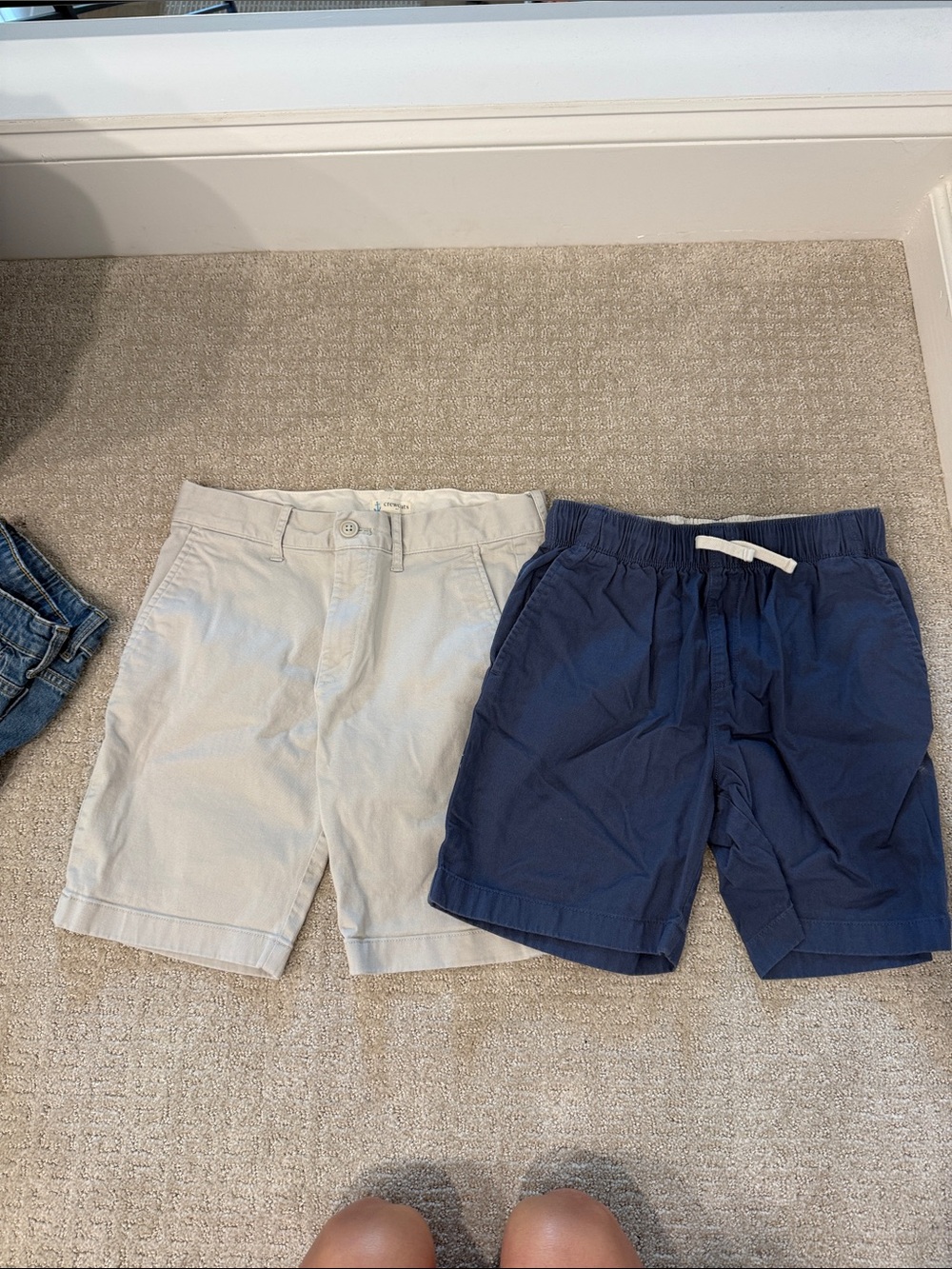 Boys J Crew Shorts khaki navy chino and pull on